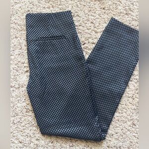 White House Black Market Black and Gray Cropped Pants